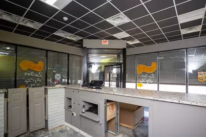 118 E 51st Street, Chicago, IL 60615 - Photo 4