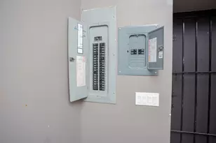 118 E 51st St, Chicago, IL 60615 - Photo 12