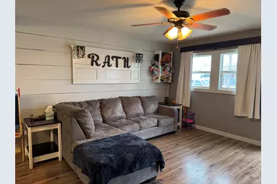 450 E 7th Street Court E, Milan, IL 61264 - Photo 12