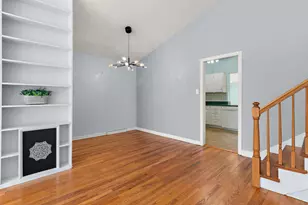 742 Pine St, Deerfield, IL 60015 - Photo 4