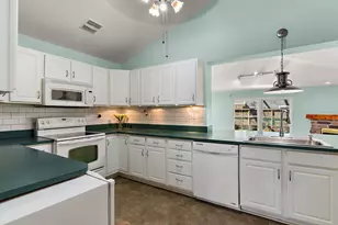 742 Pine St, Deerfield, IL 60015 - Photo 6