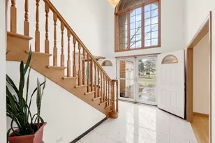 1007 Wildwood Ln, Mount Prospect, IL 60056 - Photo 4