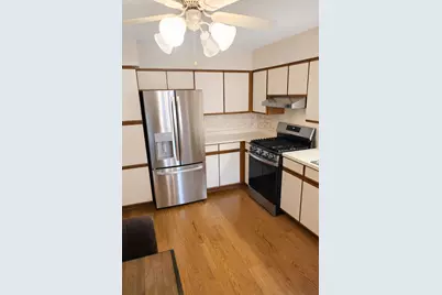 922 Little Falls Court, Elk Grove Village, IL 60007 - Photo 10