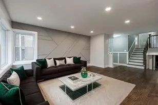 8231 Kilbourn Ave, Skokie, IL 60076 - Photo 4