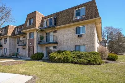 266 Shorewood Drive #2A, Glendale Heights, IL 60139 - Photo 2