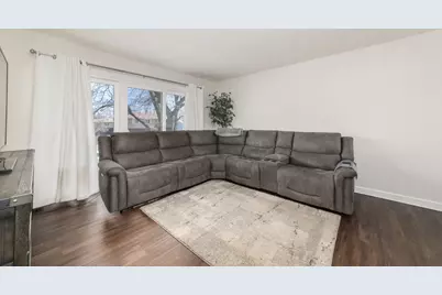314 Sutherland Lane, Bloomingdale, IL 60108 - Photo 18