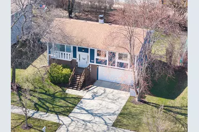 314 Sutherland Lane, Bloomingdale, IL 60108 - Photo 4