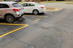 1139 Leavitt Ave, Flossmoor, IL 60422 - Photo 6