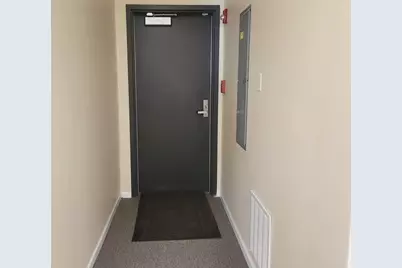 2001 N Green Bay Road, Waukegan, IL 60087 - Photo 4