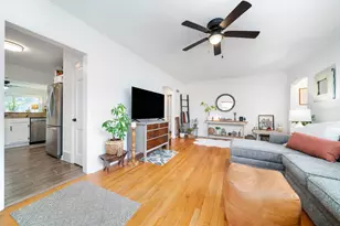 320 Vale Ave, Rockford, IL 61107 - Photo 8