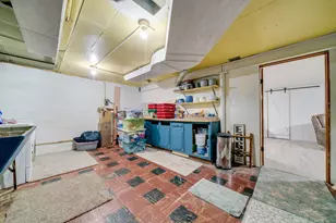 320 Vale Ave, Rockford, IL 61107 - Photo 34