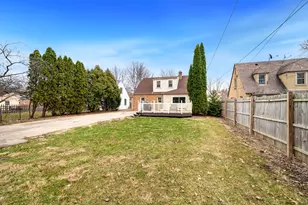 320 Vale Ave, Rockford, IL 61107 - Photo 40