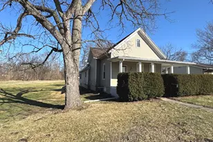 616 E Main St, Amboy, IL 61310 - Photo 1