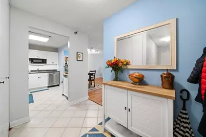 70 W Huron Street #506, Chicago, IL 60654 - Photo 14