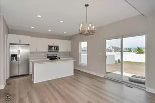 6126 Stone Pathway Dr, Bourbonnais, IL 60914 - Photo 8