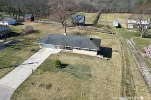 40798 N Forest View Rd, Wadsworth, IL 60083 - Photo 2