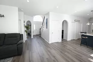 1048 Asbury Dr, Aurora, IL 60502 - Photo 8