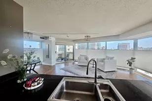 1720 Maple Ave, Evanston, IL 60201 - Photo 10