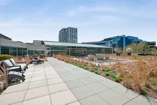 [Address not provided], Evanston, IL 60201 - Photo 16