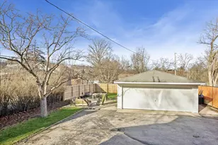 275 W North Ave, Elmhurst, IL 60126 - Photo 36