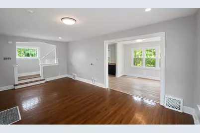 507 W Park Avenue, Aurora, IL 60506 - Photo 8