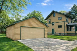 507 W Park Ave, Aurora, IL 60506 - Photo 2