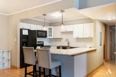 7347 W 79th Place #2D, Bridgeview, IL 60455 - Photo 6