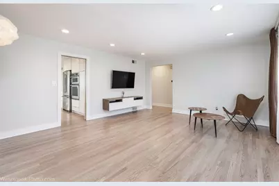 708 N Russel Street, Mount Prospect, IL 60056 - Photo 4