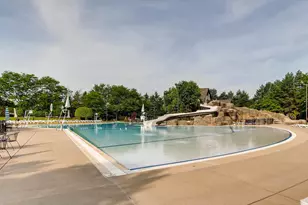 1364 Saxon Ln E, Naperville, IL 60564 - Photo 36