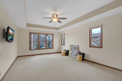 1364 Saxon Lane E, Naperville, IL 60564 - Photo 18