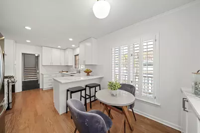 524 Forest Hill Road, Lake Forest, IL 60045 - Photo 8