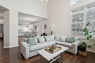 12790 W Sanctuary Ln, Lake Bluff, IL 60044 - Photo 10