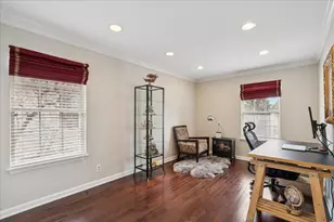 12790 W Sanctuary Ln, Lake Bluff, IL 60044 - Photo 20