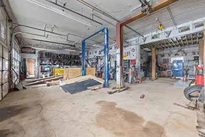 9101 S Kedzie Avenue, Evergreen Park, IL 60805 - Photo 10