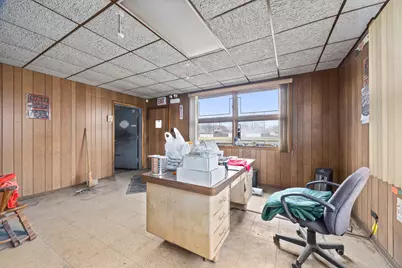 9101 S Kedzie Avenue, Evergreen Park, IL 60805 - Photo 8