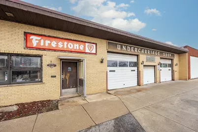 9101 S Kedzie Avenue, Evergreen Park, IL 60805 - Photo 2