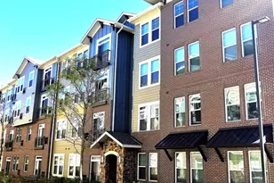 690 E Algonquin Rd, Schaumburg, IL 60173 - Photo 1