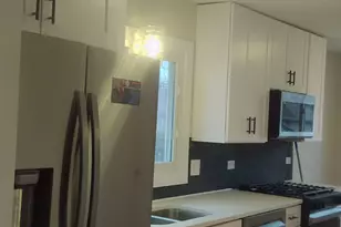 650 Greenbay Ave, Calumet City, IL 60409 - Photo 8