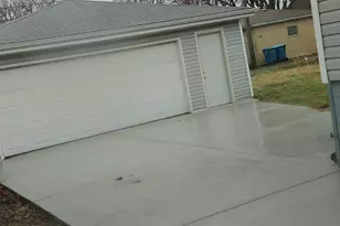 650 Greenbay Ave, Calumet City, IL 60409 - Photo 18