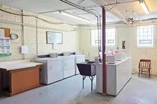 2333 W Farwell Ave, Chicago, IL 60645 - Photo 16