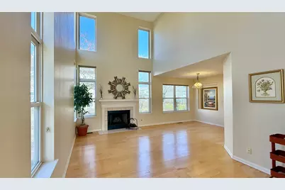 1560 E Baronet Lane, Palatine, IL 60074 - Photo 2