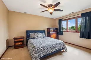 9228 S 55th Ct, Oak Lawn, IL 60453 - Photo 22