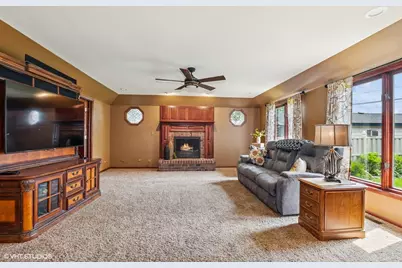 9228 S 55th Court, Oak Lawn, IL 60453 - Photo 10