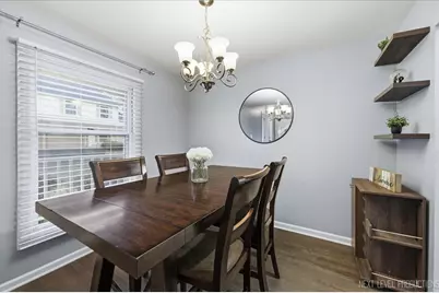 1345 Queensgreen Circle, Naperville, IL 60563 - Photo 6