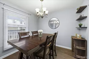 1345 Queensgreen Cir, Naperville, IL 60563 - Photo 6