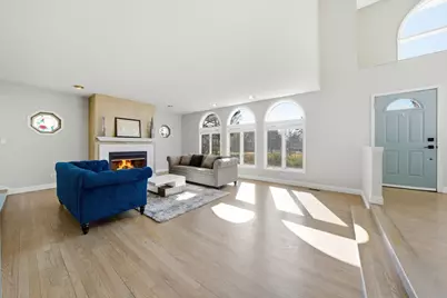 1 Longwood Way, Lemont, IL 60439 - Photo 4