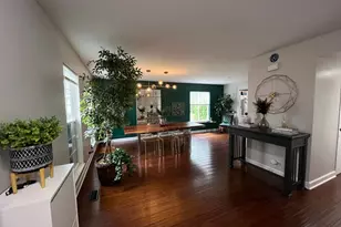 3854 Cheryl Ct, Aurora, IL 60504 - Photo 6