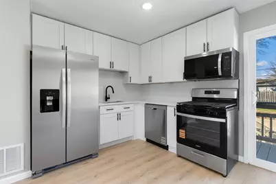 222 Pell Avenue, Romeoville, IL 60446 - Photo 8