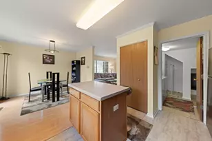 2924 Impressions Dr, Lake in the Hills, IL 60156 - Photo 12