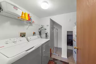 2924 Impressions Dr, Lake in the Hills, IL 60156 - Photo 14